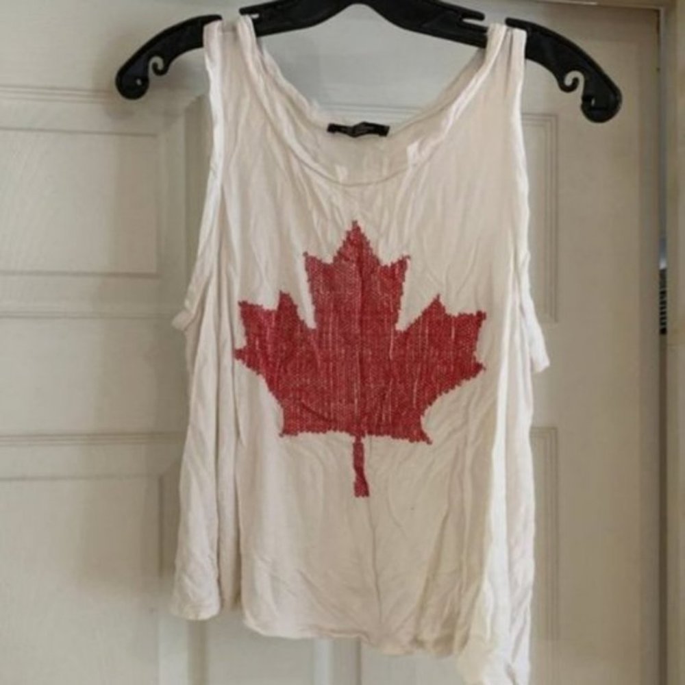 White tank with sequence maple leaf size Large